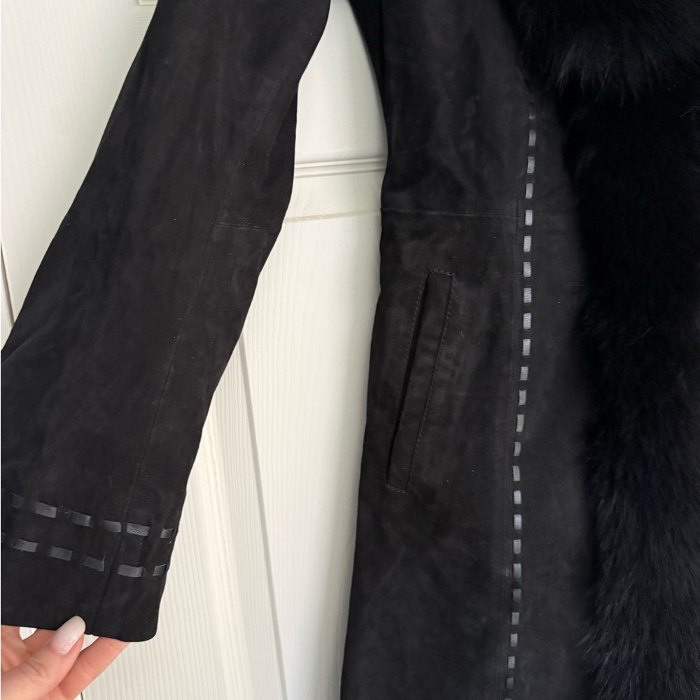 Overland coat: Elegant Black Fur Trim Coat - Picture 3 of 6